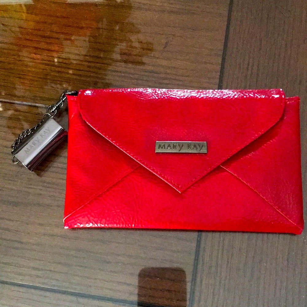 Mary Kay clutch